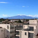 Appartement Cote Equipe Vue Sur Le Canigou