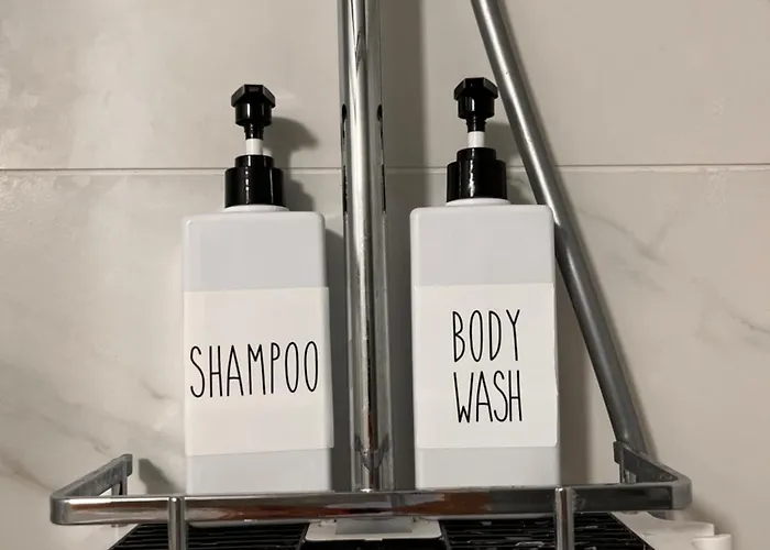 Cote Equipe Vue Sur Le Canigou *